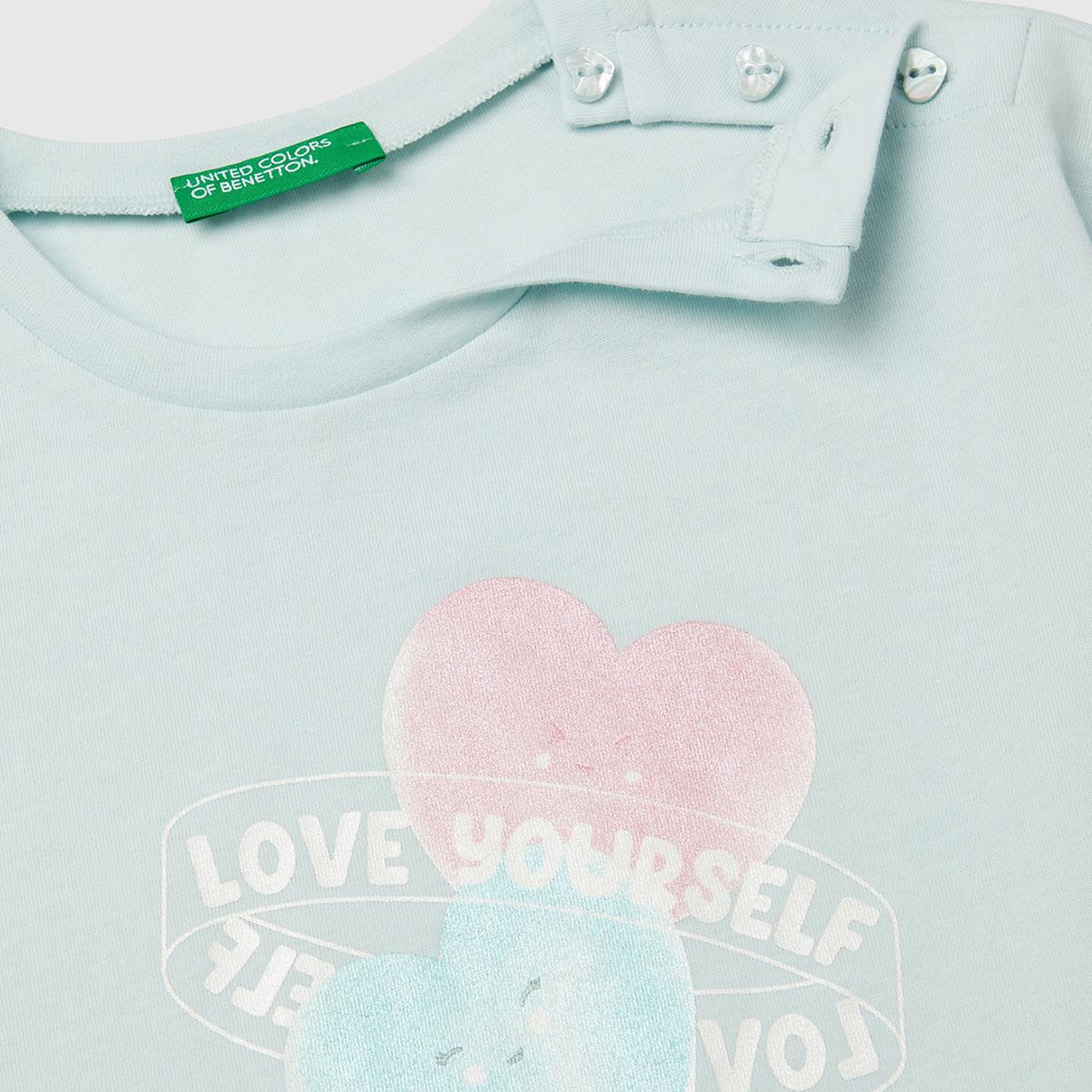 Kız Çocuk Su Yeşili Baskılı Logo Etiketli Kalp Düğmeli T-Shirt