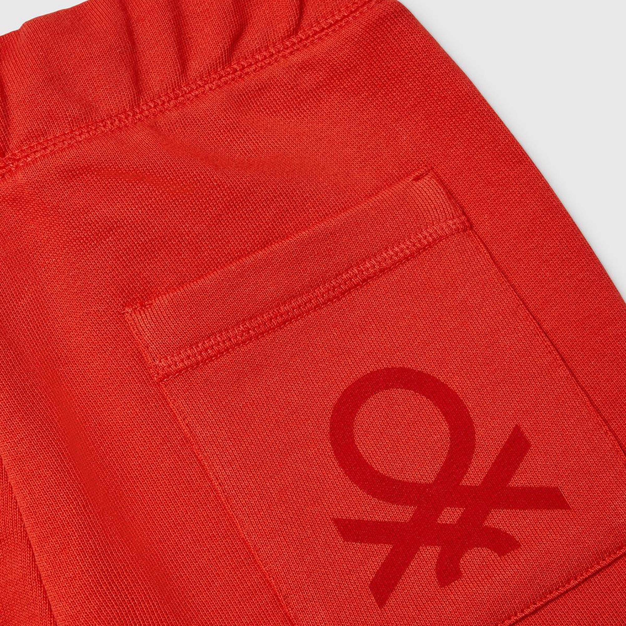 Erkek Çocuk Kırmızı Arka Cebi Logolu Eşofman Altı