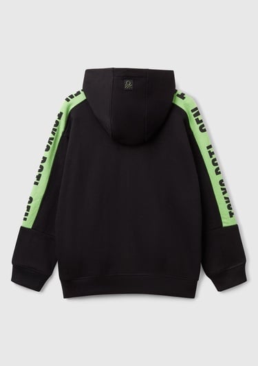  Erkek Çocuk Siyah Kolları Baskı Şerit Detaylı Fermuarlı Kapüşonlu Sweatshirt