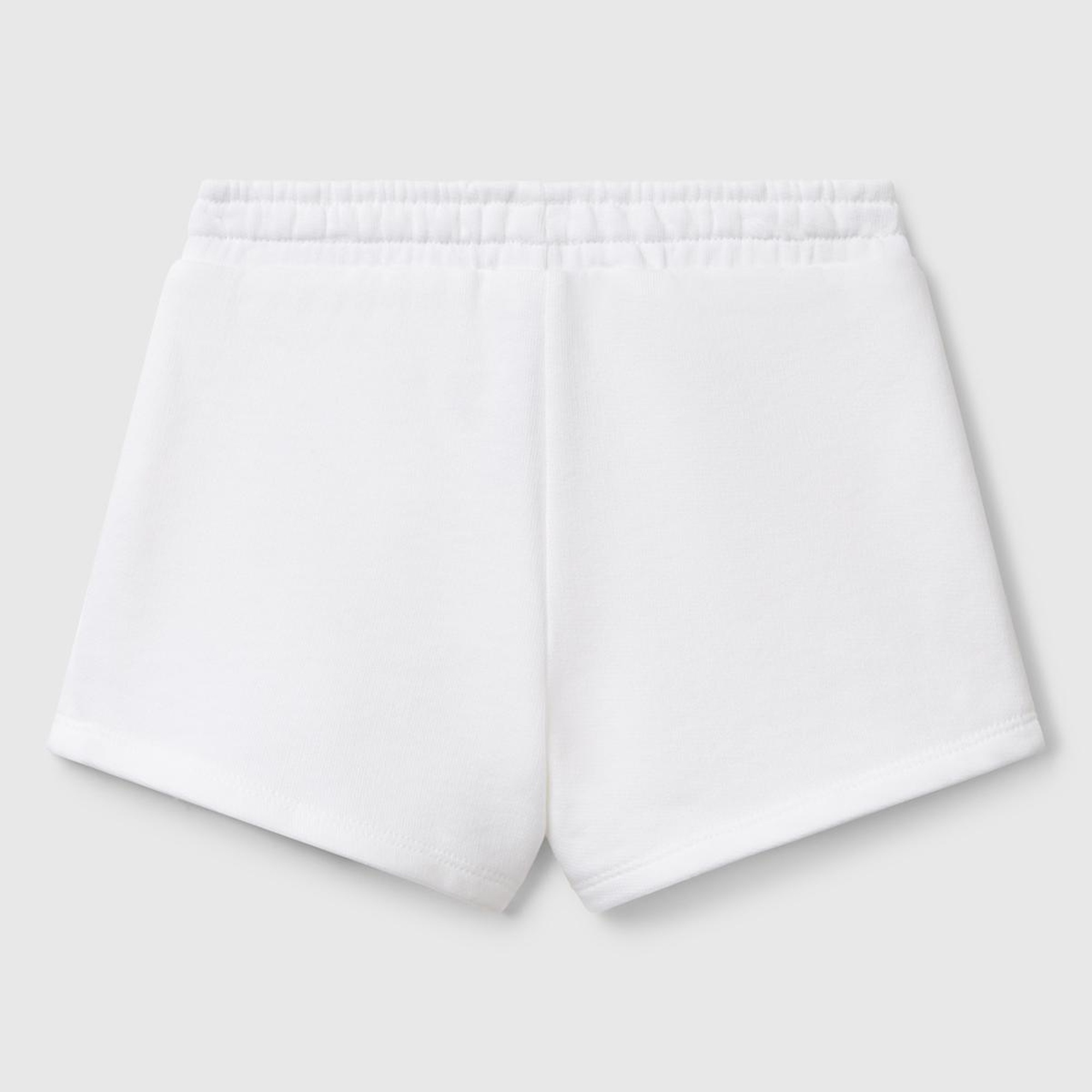 Kız Çocuk Beyaz Benetton Logo İşlemeli Beli İpli Şort