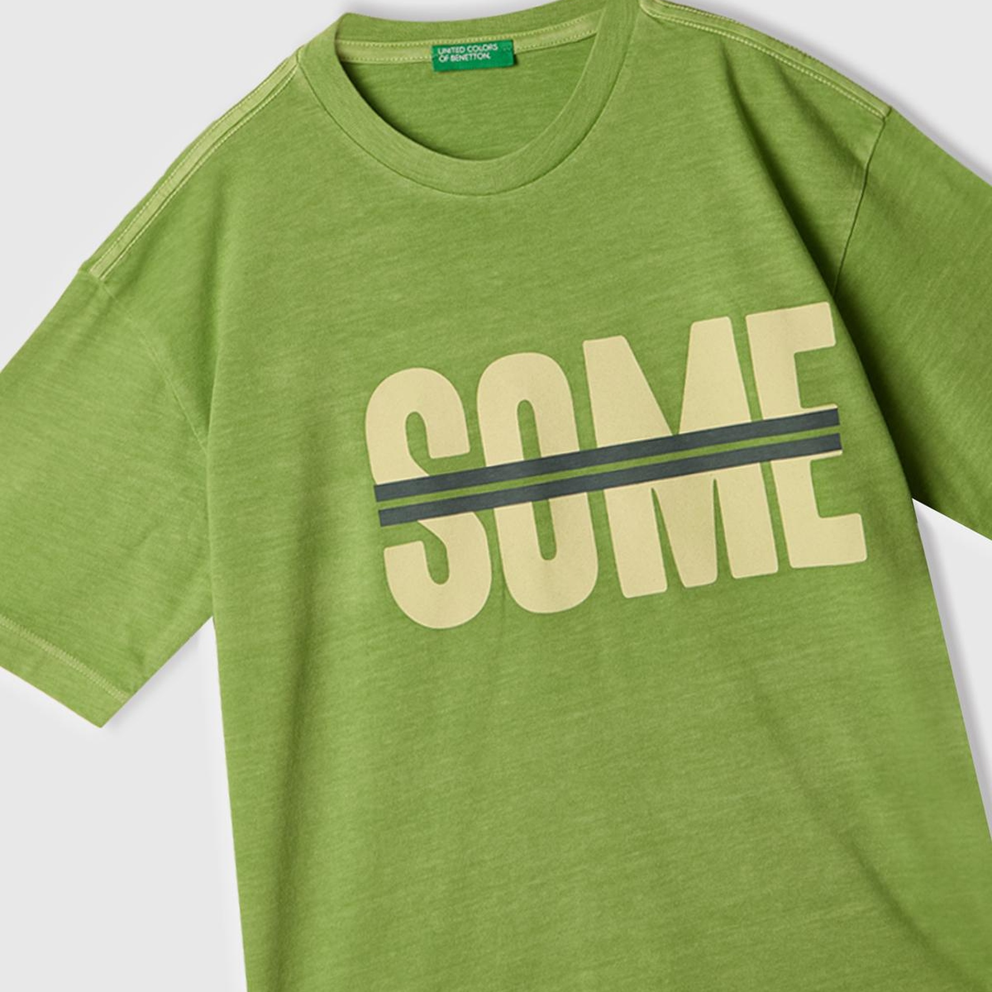 Erkek Çocuk Fıstık Yeşili Slogan Baskılı Soluk Efektli T-Shirt