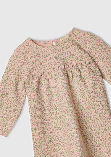  Bebek Toz Pembe Tamamı Desenli Önü Fırfır Detaylı Pileli Uzun Kollu Elbise