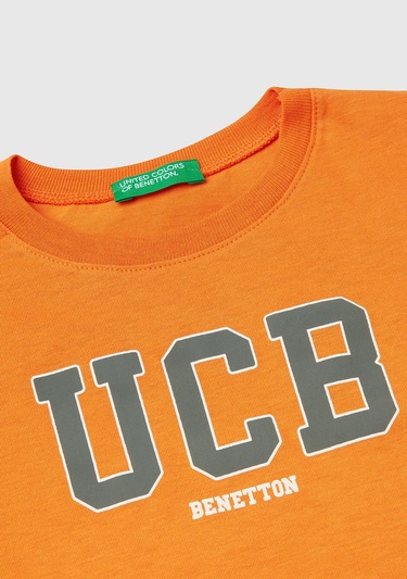  Erkek Çocuk Turuncu Benetton Logo Baskılı T-Shirt