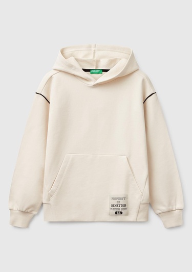  Erkek Çocuk Krem Sırtı Şerit Detaylı Logolu Kese Cepli Kapüşonlu Sweatshirt
