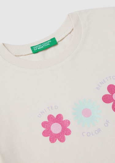  Kız Çocuk Krem Simli Benetton Logo Baskılı T-Shirt