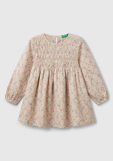  Kız Çocuk Ekru Gofre Kumaş Çiçek Desenli Lastikli Pileli Uzun Kollu Elbise