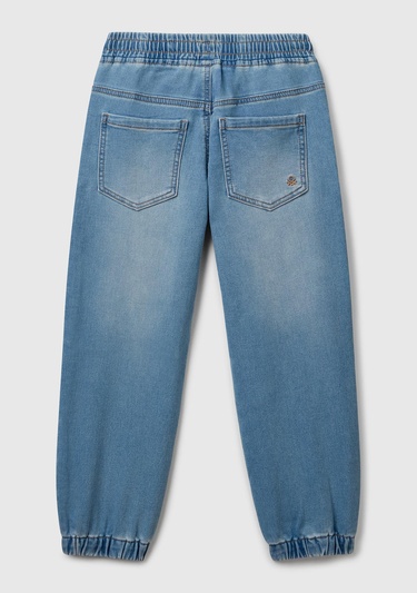  Erkek Çocuk Açık Denim Logo Detaylı Büzgü İpli Denim Jogger Pantolon
