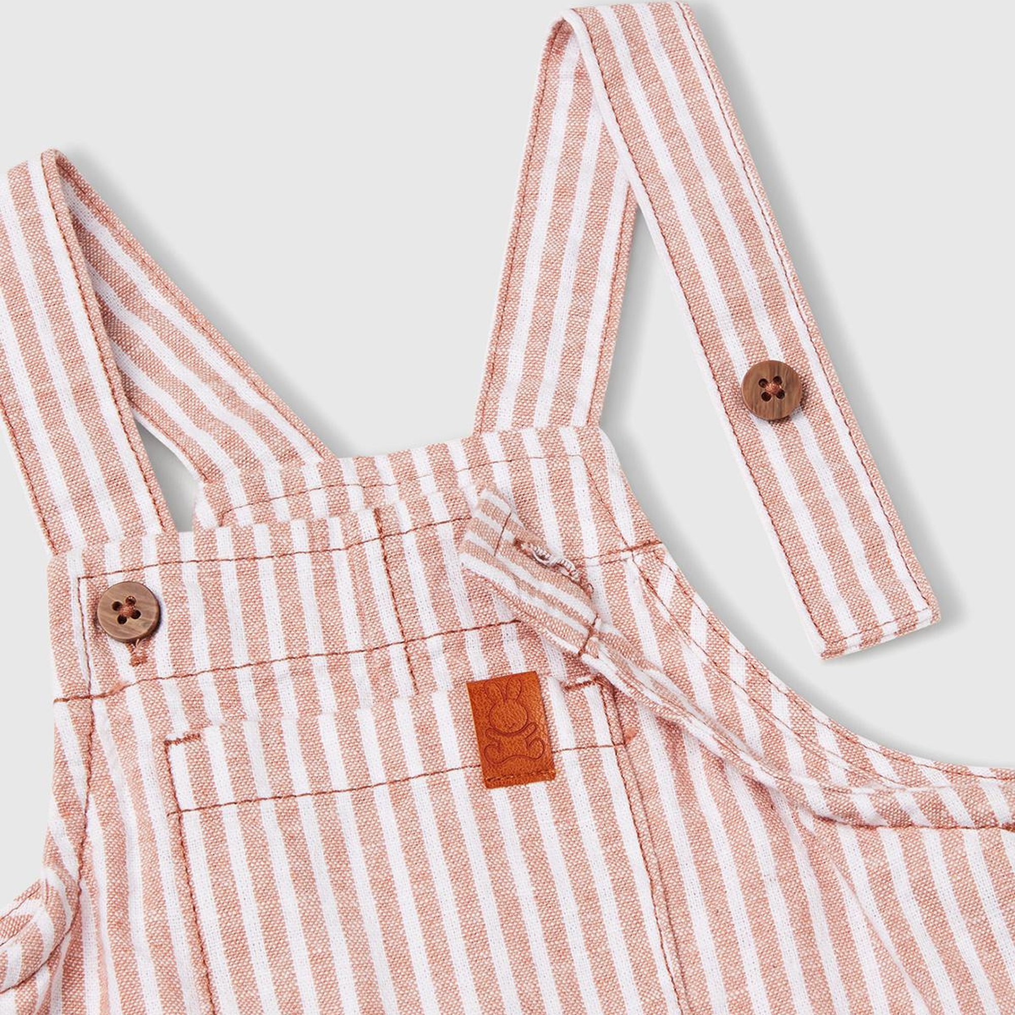 Bebek Bej Çizgili Logo Detaylı Cepli Yanları Gizli Çıtçıtlı Kısa Tulum