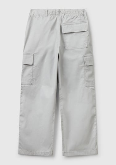  Erkek Çocuk Gri Melanj Logo Detaylı Paraşüt Pantolon