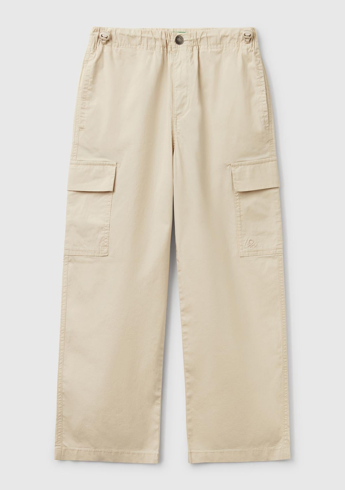  Erkek Çocuk Ekru Logo Detaylı Paraşüt Pantolon