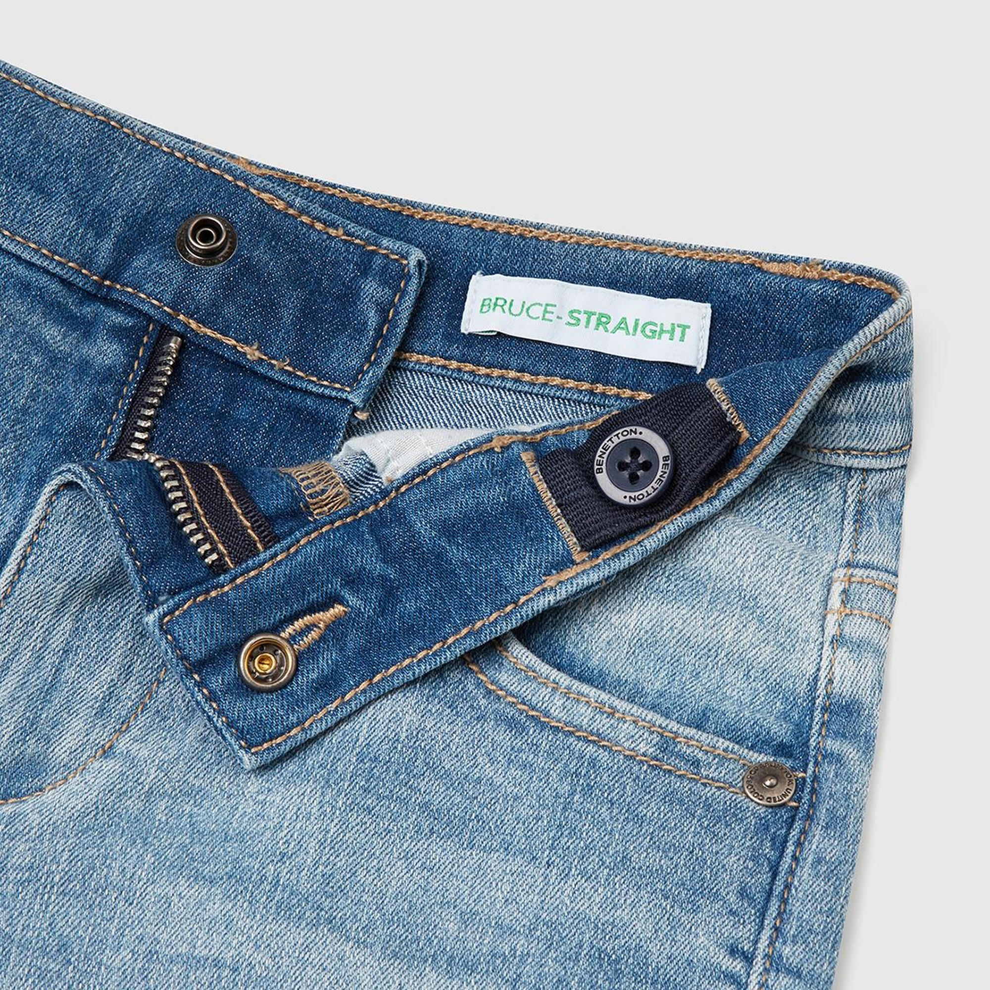 Erkek Çocuk Açık Denim Yanı Detaylı Cepli Denim Streç Bermuda Şort