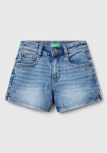  Kız Çocuk Açık Denim Taş Yıkama Logo İşlemeli Streç Denim Şort