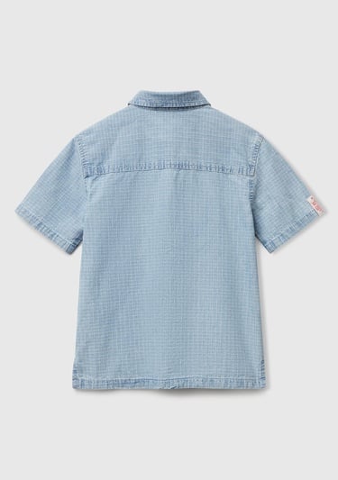  Erkek Çocuk Açık Denim Kolu Etiket Detaylı Önü Cepli Kısa Kollu Denim Gömlek