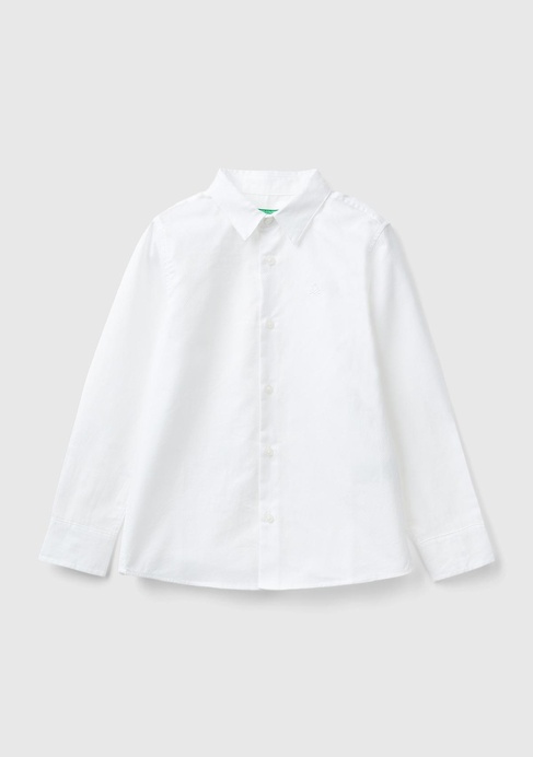  Erkek Çocuk Beyaz Önü Logo İşlemeli Düğmeli Armürlü Gömlek