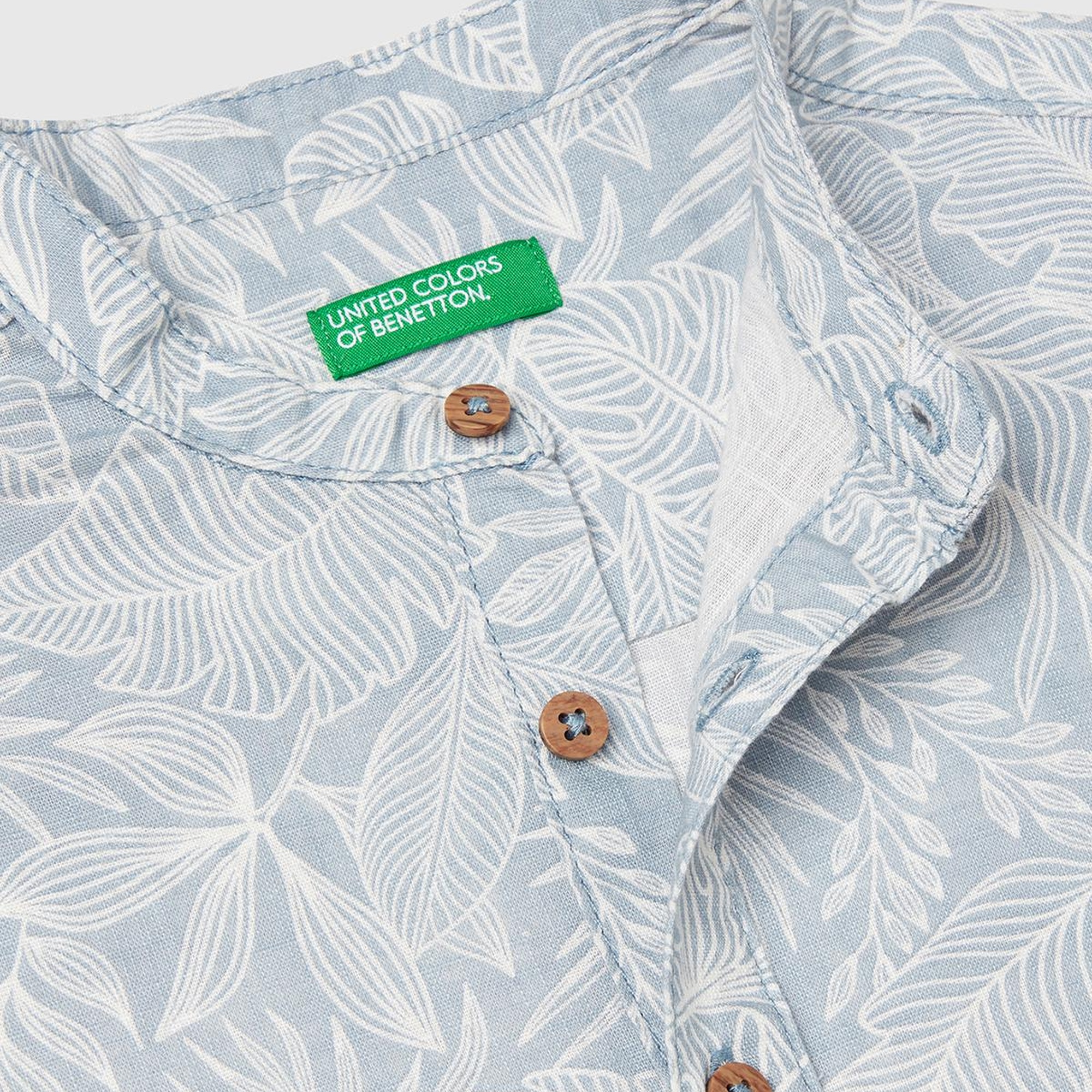 Erkek Çocuk Mavi Keten Karışımlı Tamamı Desenli Önü Düğme Detaylı Hakim Yaka Gömlek