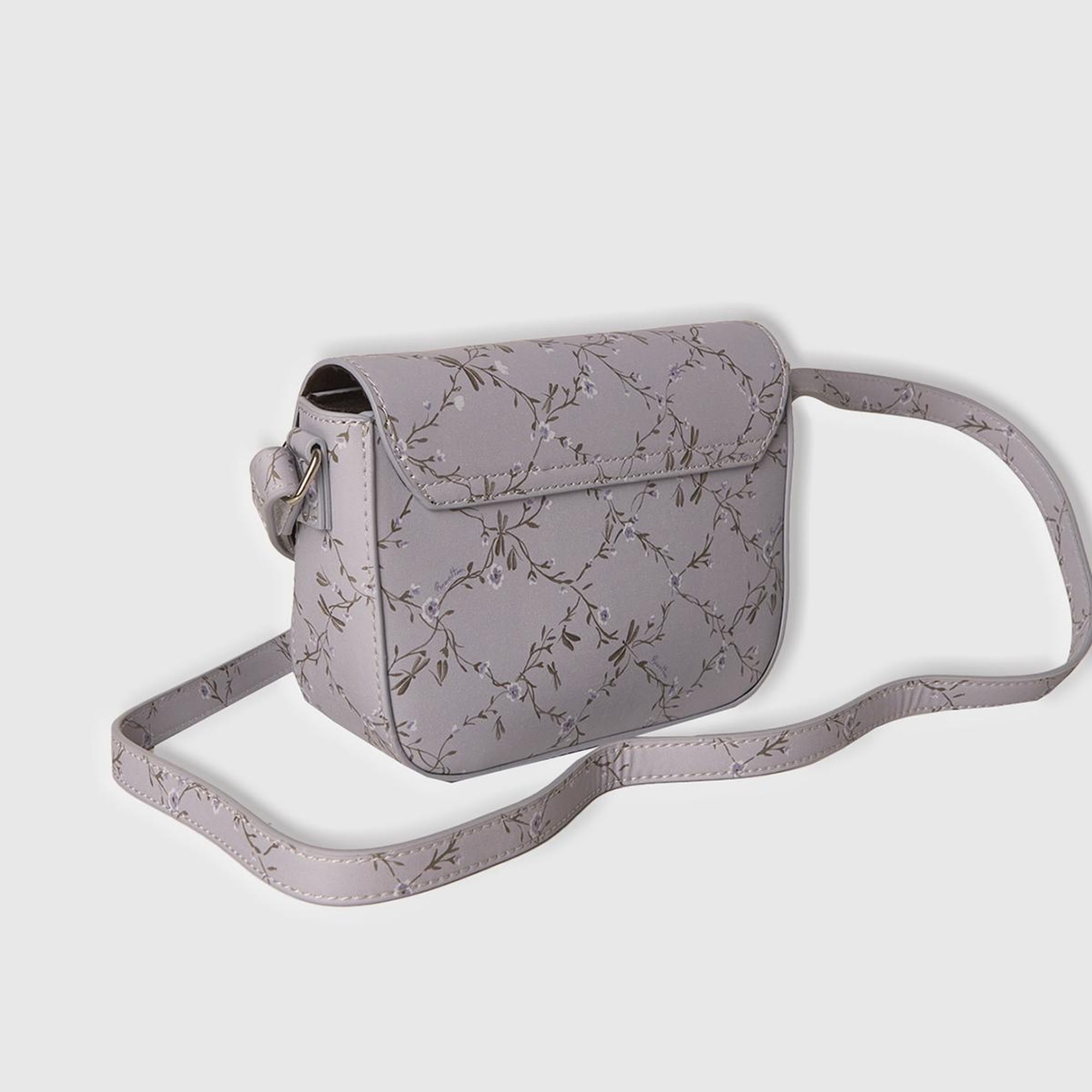 Kız Çocuk Lila Parlak Desenli Logo Detaylı Geniş Kapaklı Omuz Çantası