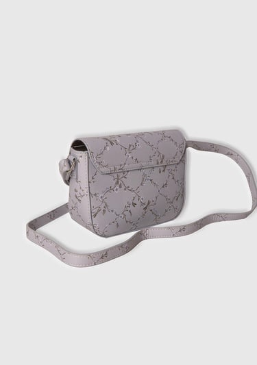 Kız Çocuk Lila Parlak Desenli Logo Detaylı Geniş Kapaklı Omuz Çantası
