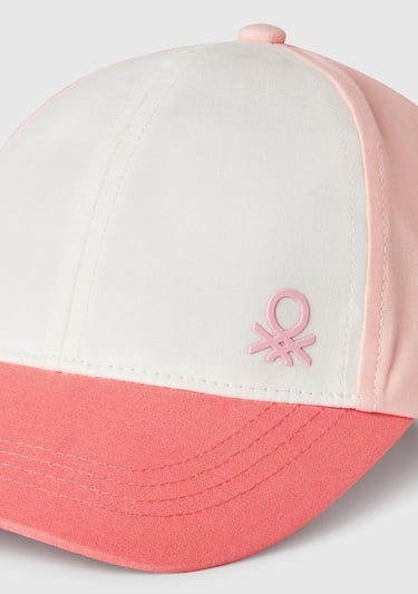  Erkek Çocuk Fuşya Renk Bloklu Logolu Kep Şapka