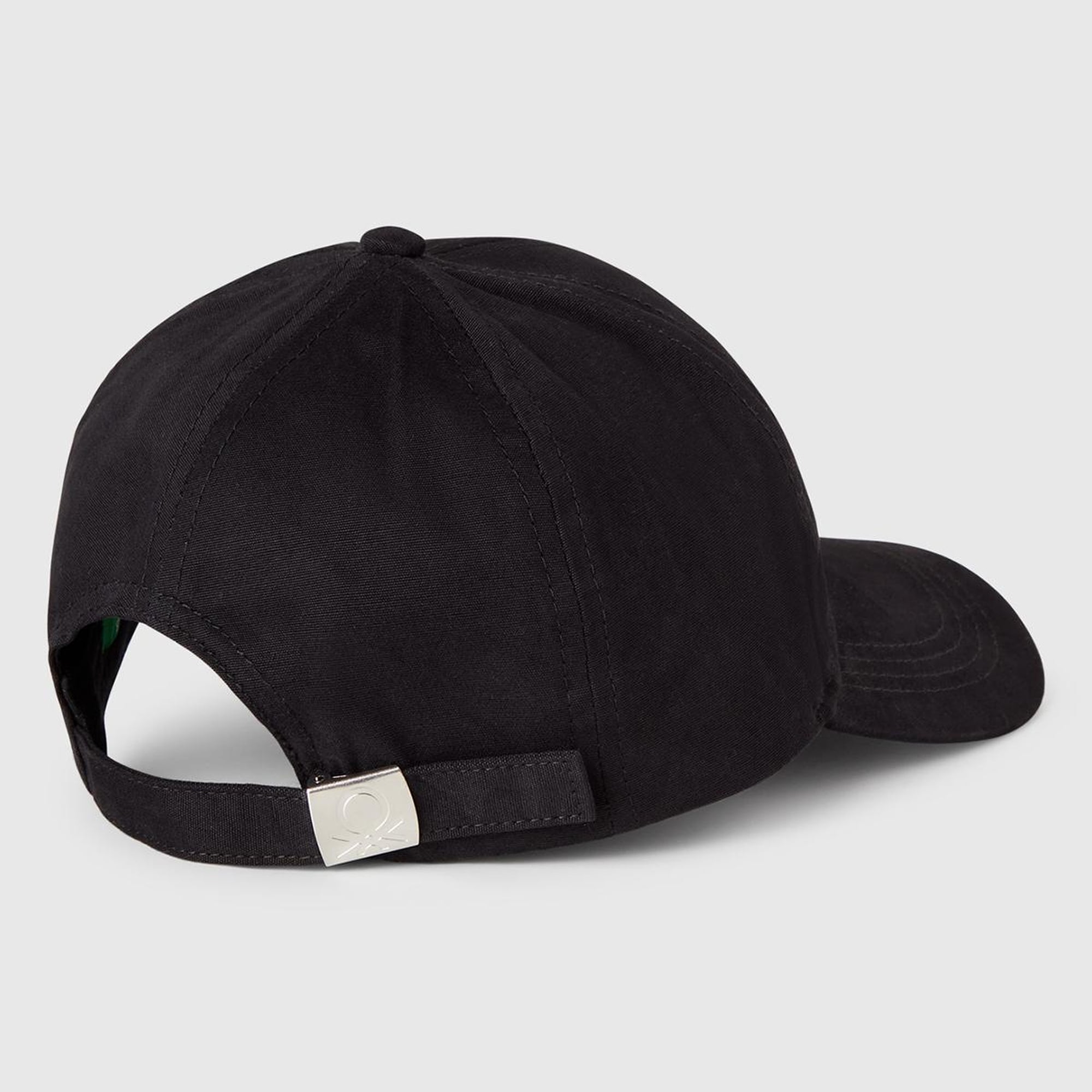 Erkek Çocuk Siyah Logo İşlemeli Arkası Ayarlanabilir Kep Şapka