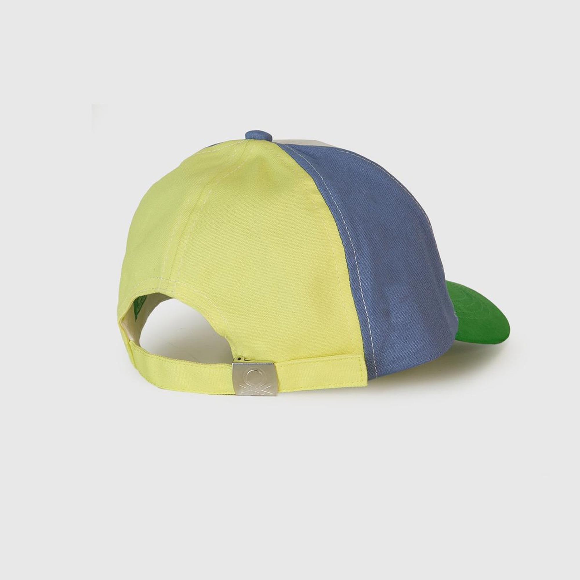 Erkek Çocuk Beyaz Renk Bloklu Logolu Kep Şapka