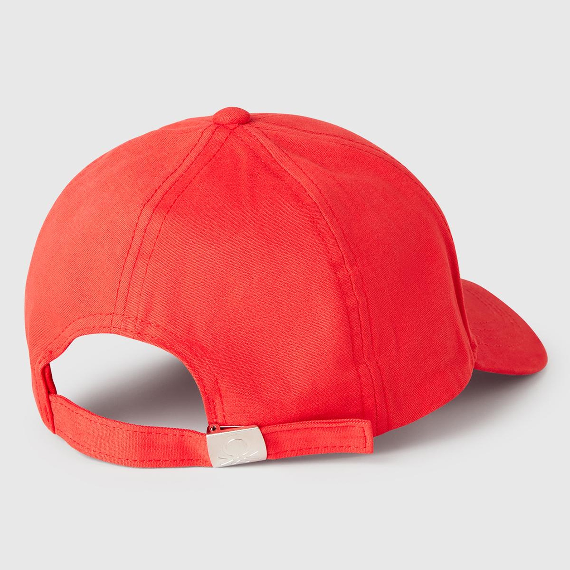 Erkek Çocuk Kırmızı Logo İşlemeli Arkası Ayarlanabilir Kep Şapka