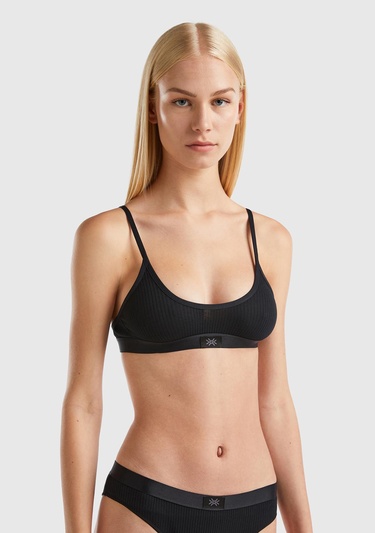  Kadın Siyah Benetton Logolu Askılı Sütyen