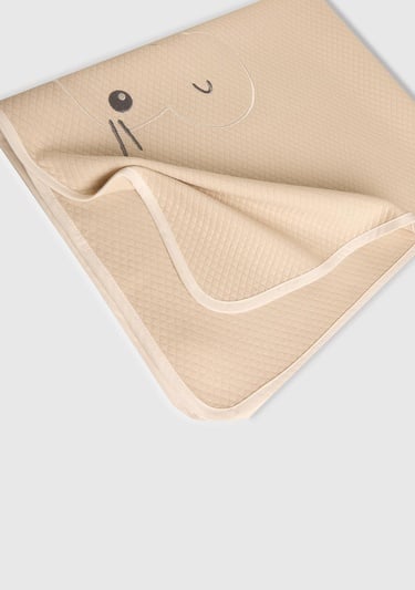  Bebek Ekru Grafik İşlemeli Battaniye