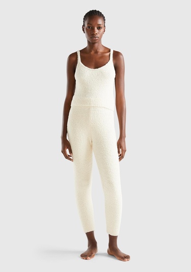  Kadın Krem Triko Crop Atlet