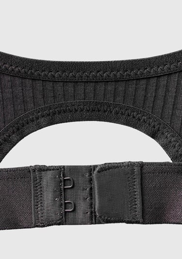  Kadın Siyah Benetton Logolu Spor Sütyen