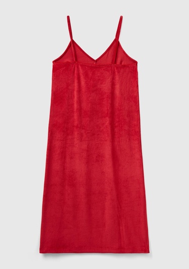  Kadın Kırmızı Gecelik