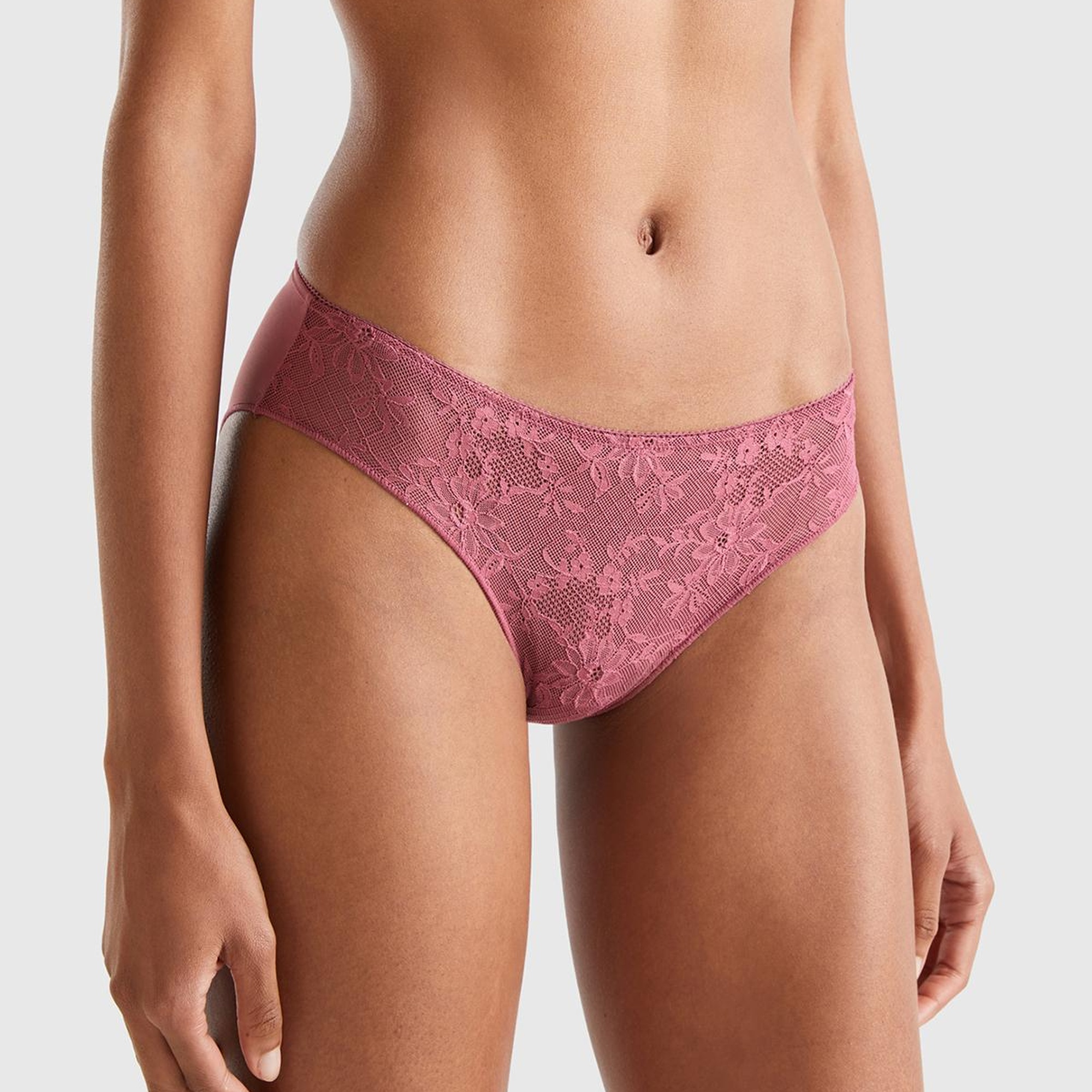 Kadın Bordo Dantelli Slip Külot