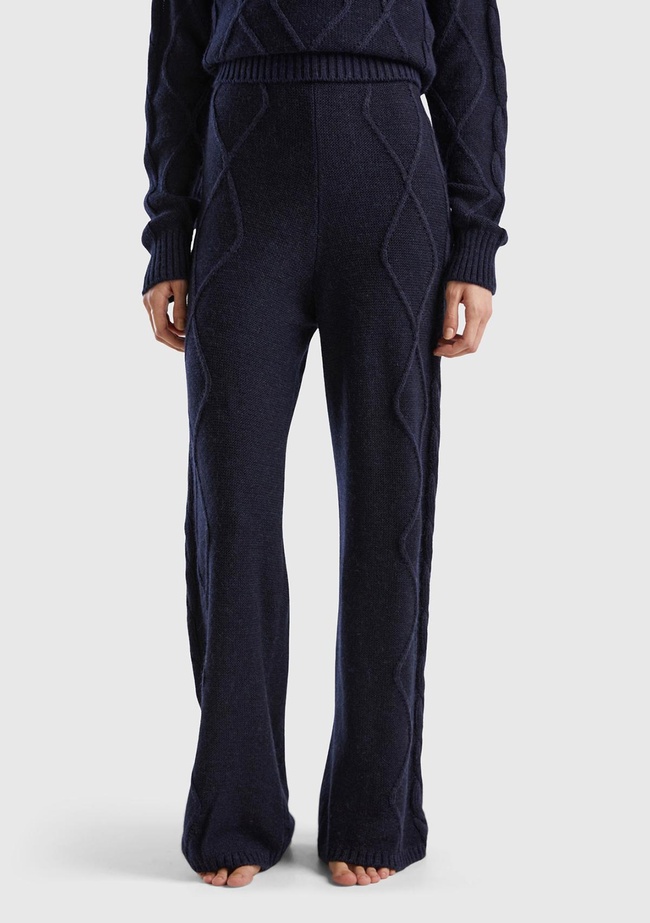  Kadın Lacivert Geniş Paça Triko Pantolon