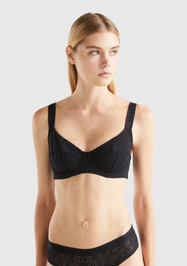  Kadın Siyah Dantelli Balkonet Sütyen