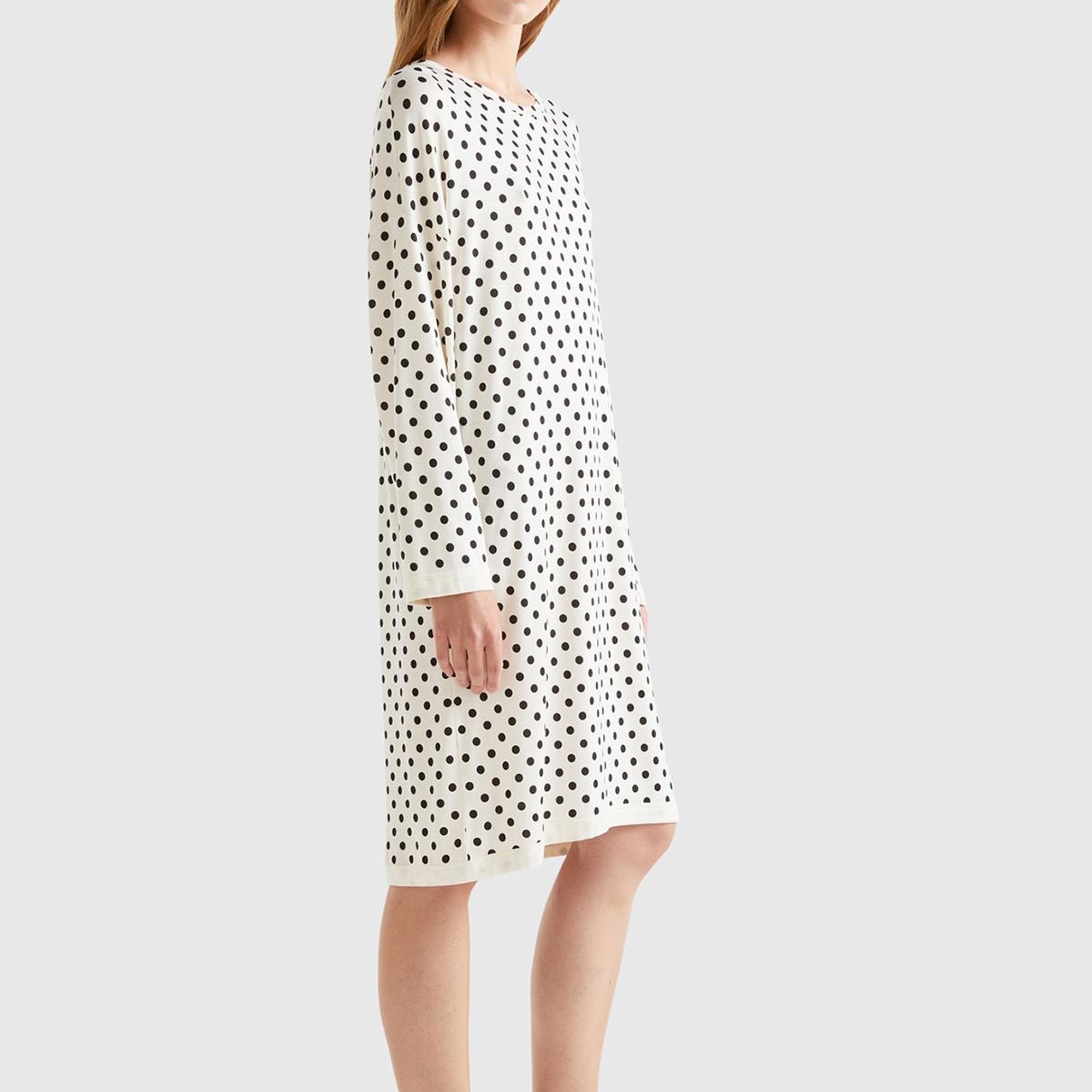 Kadın Krem Tamamı Puantiye Desenli Viskoz Karışımlı Gecelik