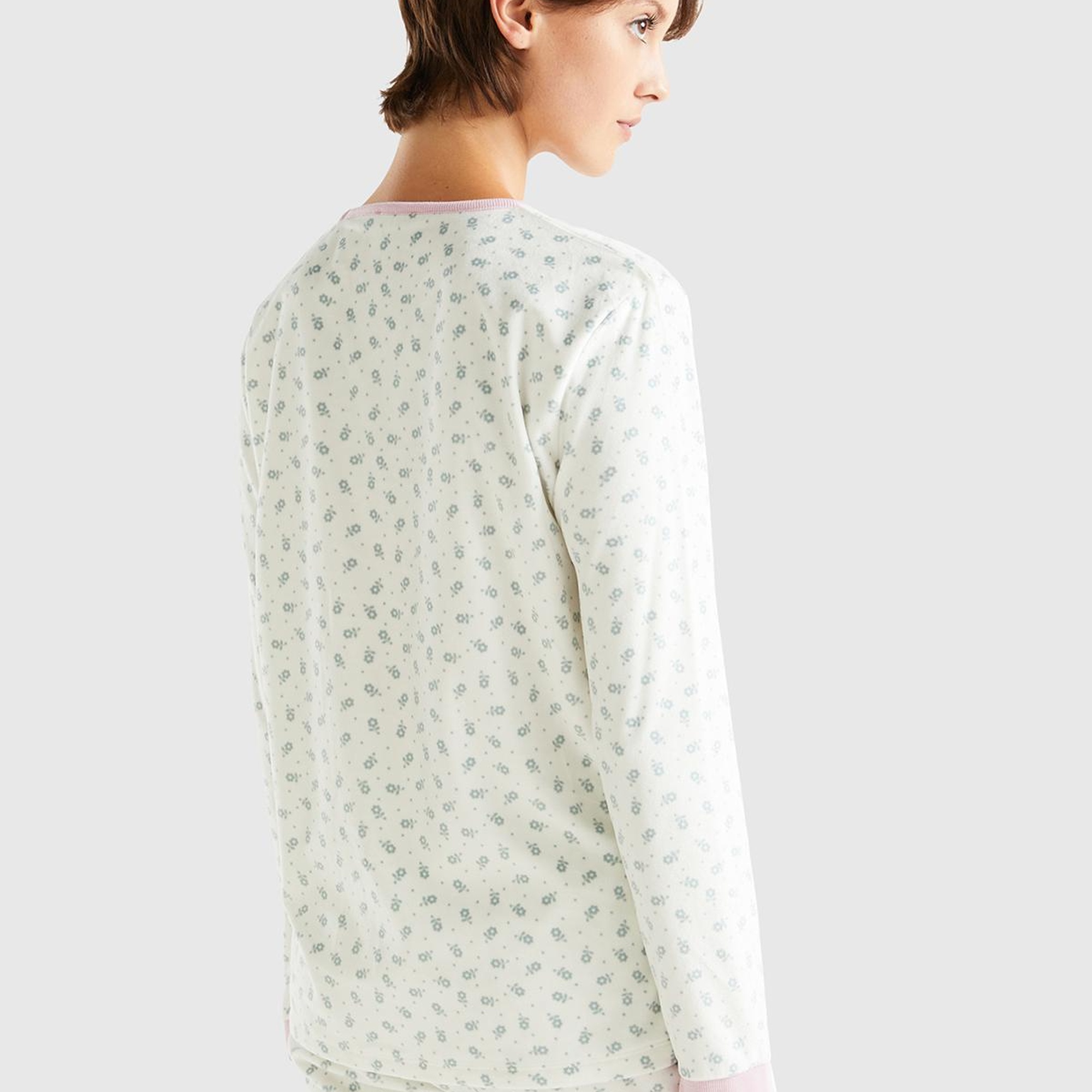 Kadın Krem Tamamı Desenli Pijama Üst