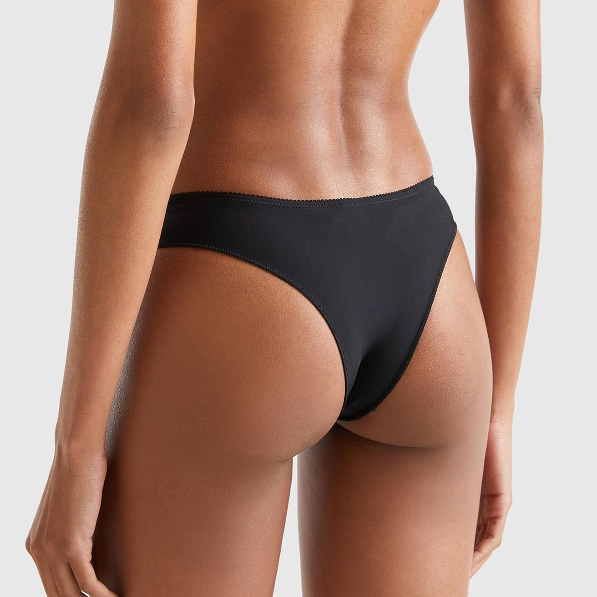 Kadın Siyah Dantelli Brazilian Külot