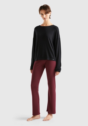  Kadın Siyah Etiket Detaylı Sweatshirt