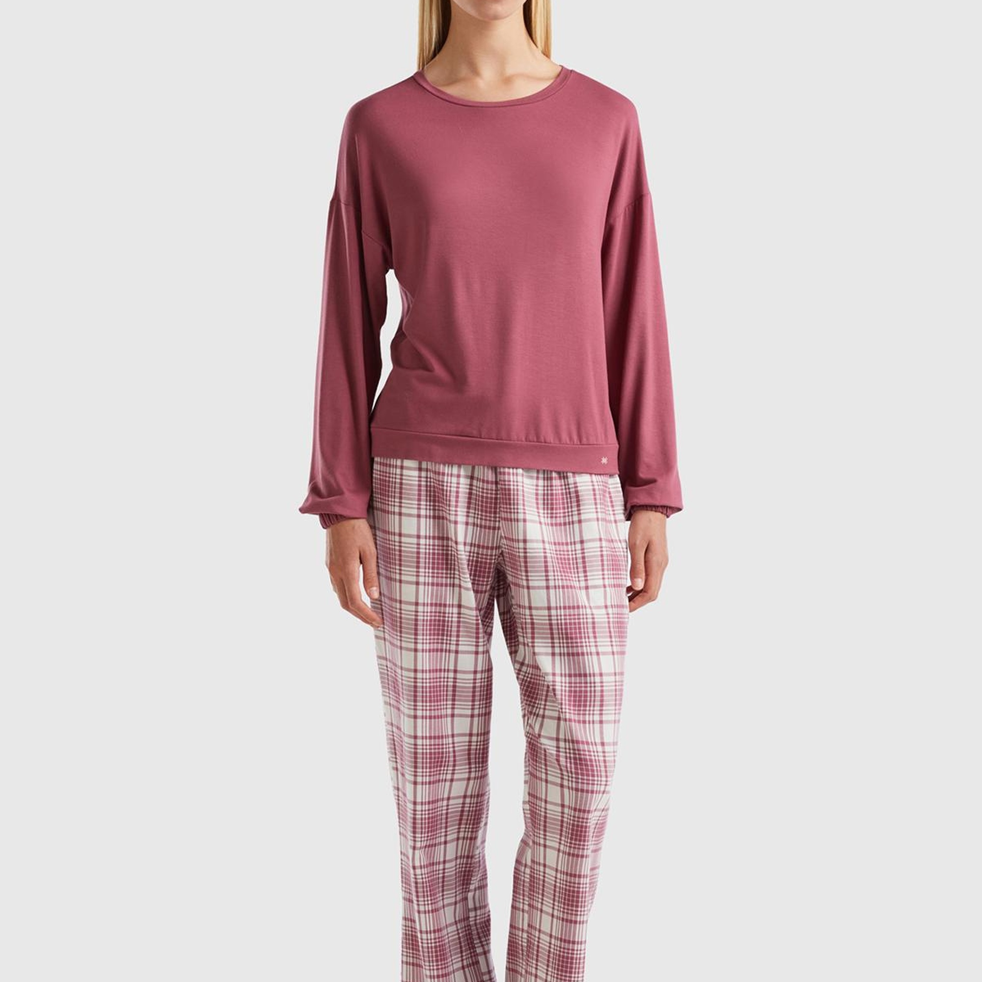 Kadın Bordo Etiket Detaylı Sweatshirt