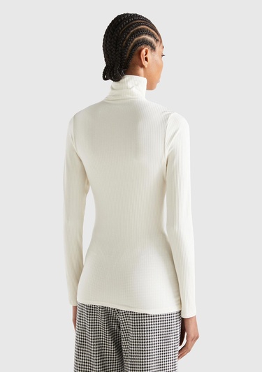  Kadın Krem Viskoz Karışımlı Balıkçı Yaka Ribanalı T-Shirt