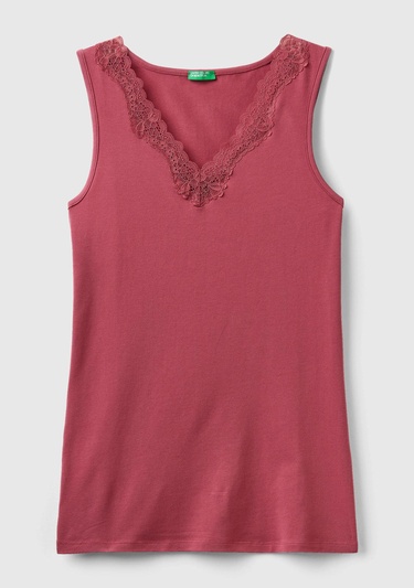  Kadın Bordo Yakası Dantel Detaylı Üst