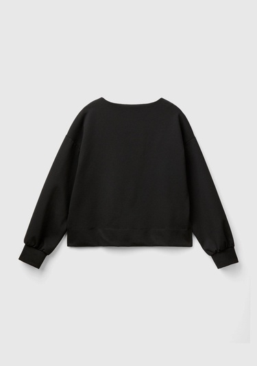  Kadın Siyah Yanlarında Yırtmaç Detaylı Viskoz Karışımlı Sweatshirt