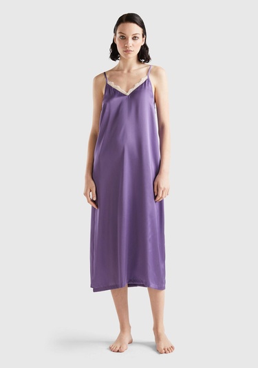  Kadın Mor Yakası Dantel Detaylı Saten Gecelik