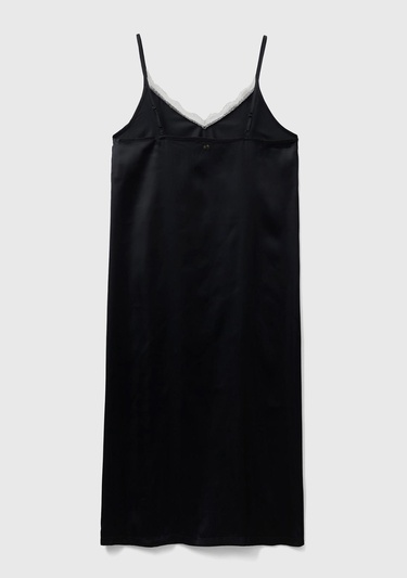  Kadın Siyah Yakası Dantel Detaylı Saten Gecelik