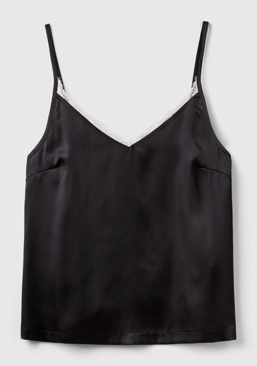  Kadın Siyah Yakası Dantelli Askılı Pijama Üst