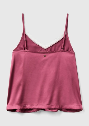  Kadın Bordo Yakası Dantelli Askılı Pijama Üst