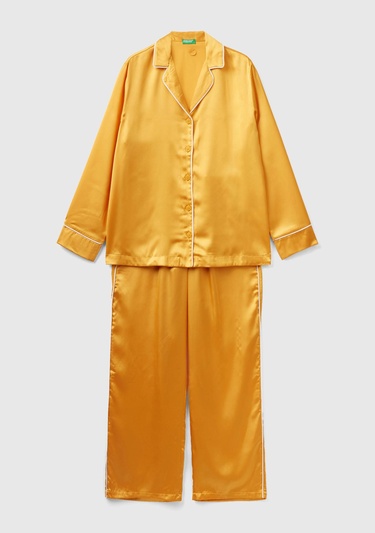  Kadın Hardal Saten Pijama Takımı