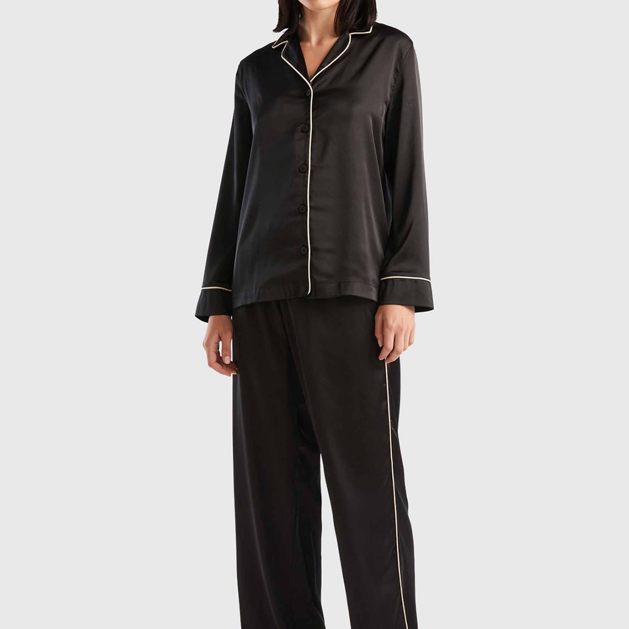 Kadın Siyah Saten Pijama Takımı