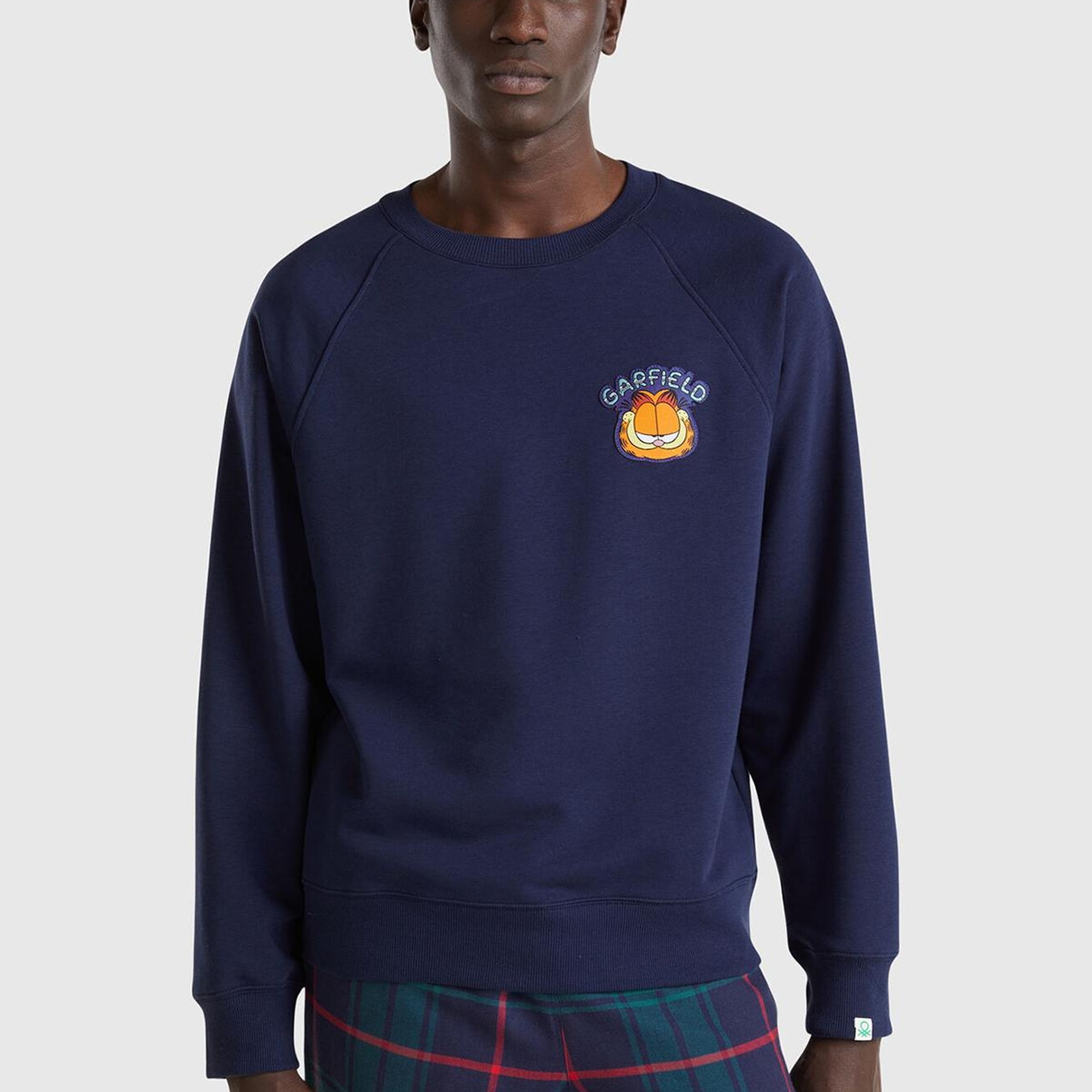 Erkek Lacivert Pamuk Karışımlı Göğsü Garfield Baskılı Bisiklet Yaka Sweater