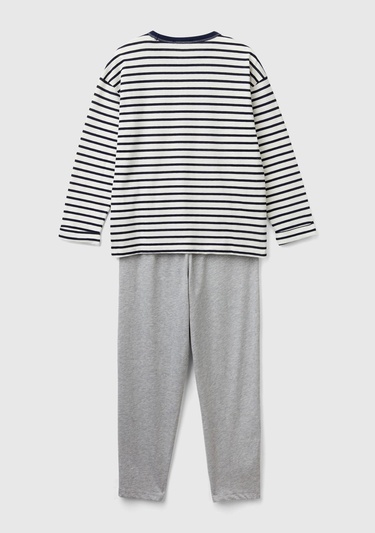  Erkek Çocuk Gri Üstü Çizgili Baskılı Altı Logo Detaylı Pijama Takımı