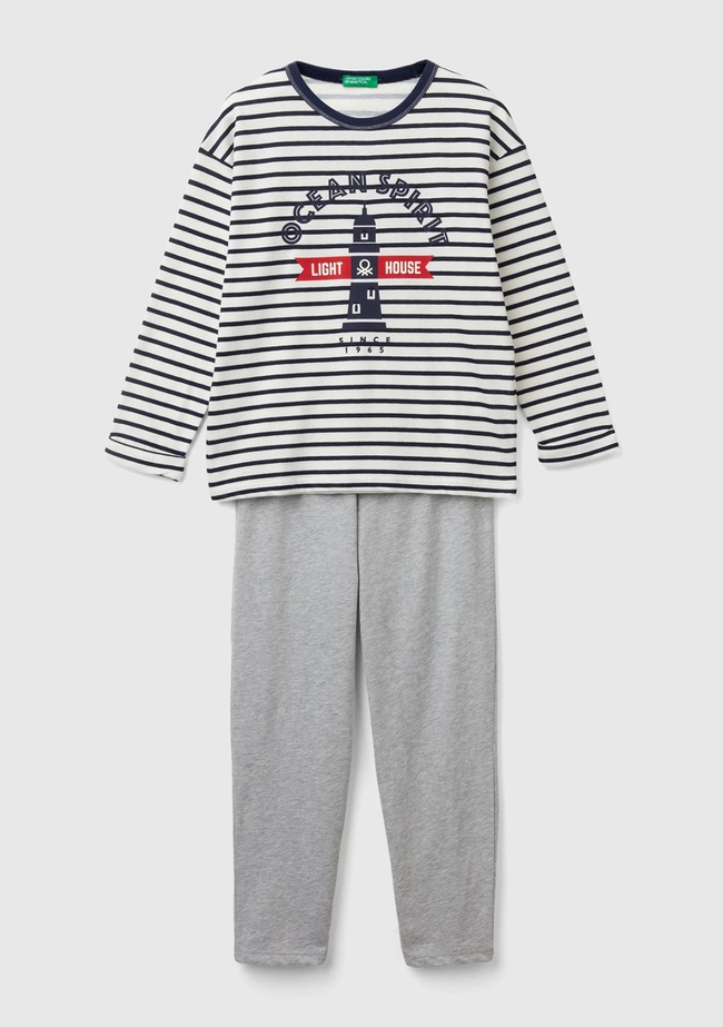  Erkek Çocuk Gri Üstü Çizgili Baskılı Altı Logo Detaylı Pijama Takımı